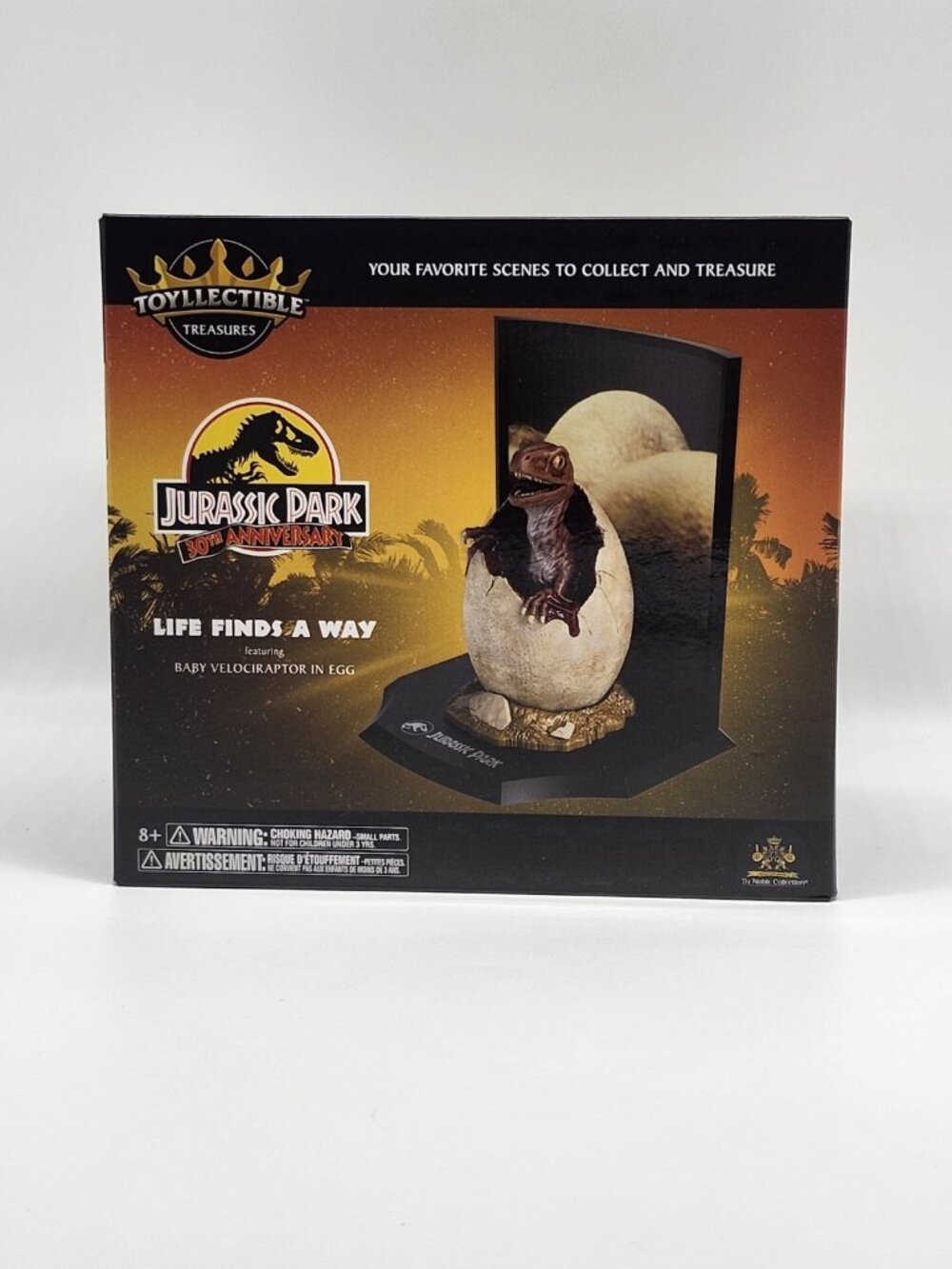 Jurassic Park 30th Anniversary Raptor Hatchling 1:1 Scale Statue